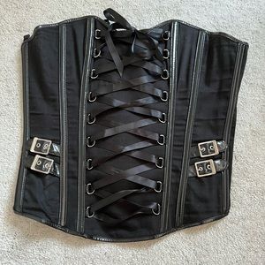 Black Bustier Top in good condition. Size: M